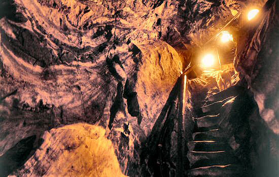 schody do jeskyně